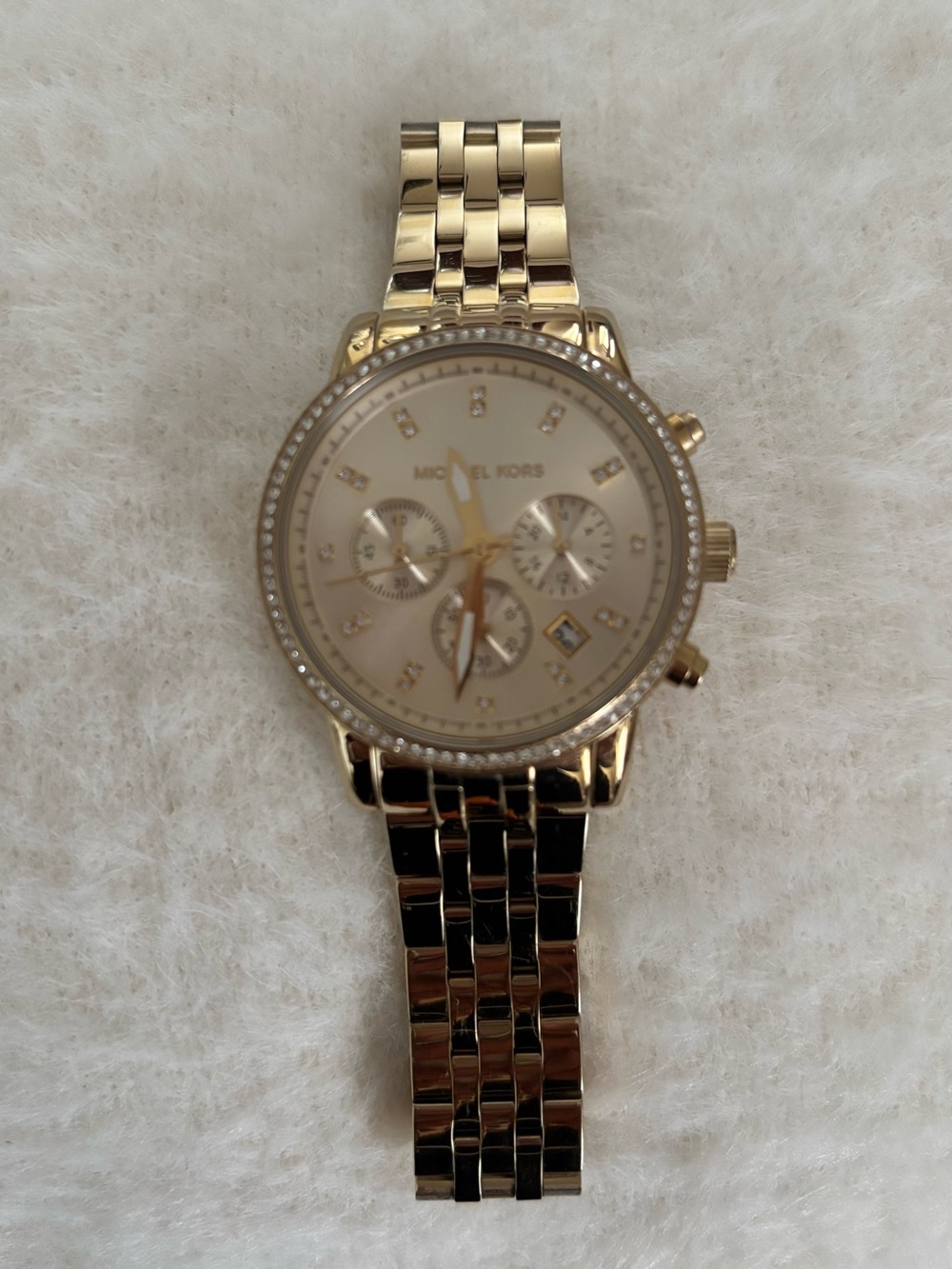 Michael Kors Gold-Tone Women’s Chronograph Watch (Gold)